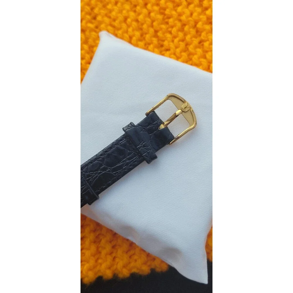 Vintage Universal Geneve Quartz Slim Unisex Watch Ref 533.240 Gold Plated RARE